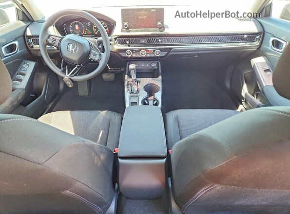 2HGFE2F28TH532002 2026 HONDA CIVIC Silver Widok deski rozdzielczej