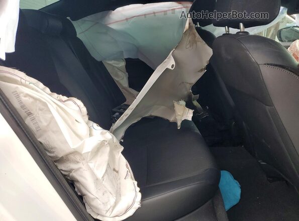 2HGFE2F51RH533916 2024 HONDA CIVIC White Rear seats view