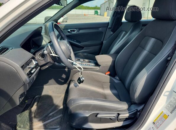 2HGFE2F56NH606014 2022 HONDA CIVIC Белый Вид салона спереди