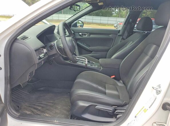2HGFE2F58RH586967 2024 HONDA CIVIC White Front interior view