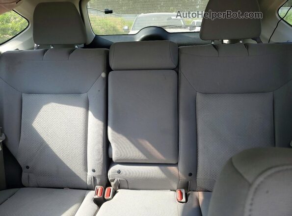 2HKRM3H55GH566861 2016 HONDA CR-V Maroon Rear seats view