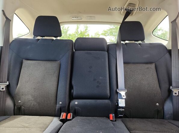 2HKRM4H37GH618592 2016 HONDA CR-V Black Rear seats view