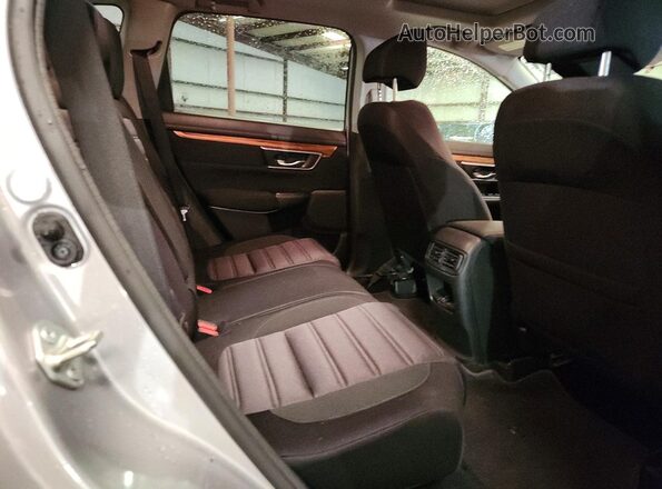 2HKRW2H59JH686187 2018 HONDA CR-V Серебряный Вид задних сидений