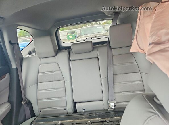 2HKRW2H80JH675265 2018 HONDA CR-V Gray Rear seats view