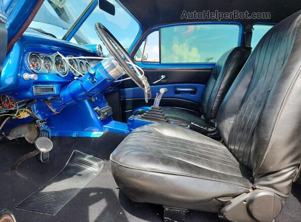 2JKD47558 1951 CHEVROLET FLEETWOOD Blue წინა სალონის ხედი