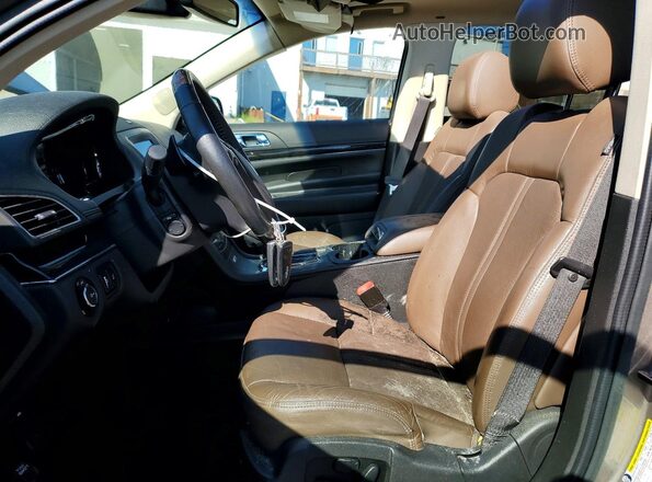 2LMHJ5AT0JBL01695 2018 LINCOLN MKT Tan Вид салону спереду