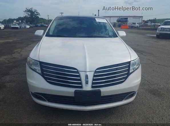 2LMHJ5AT3JBL01254 2018 LINCOLN MKT White Widok zestawu wskaźników