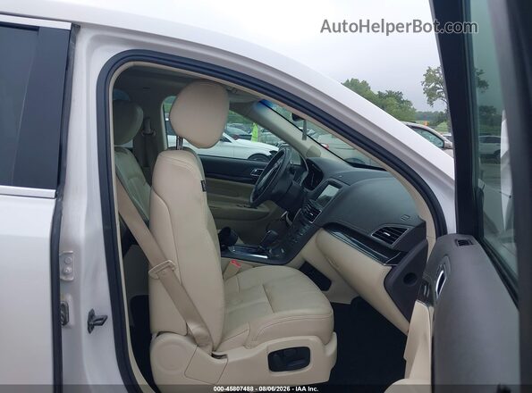 2LMHJ5AT6KBL03341 2019 LINCOLN MKT White Vista interior delantera