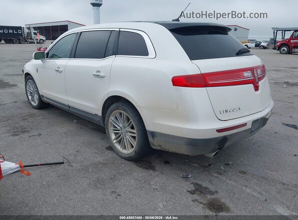 2LMHJ5AT6KBL03341 2019 LINCOLN MKT White Trasero izquierdo