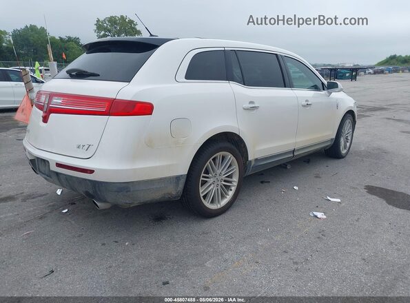 2LMHJ5AT6KBL03341 2019 LINCOLN MKT White Trasero derecho