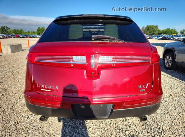 2LMHJ5AT7JBL00706 2018 LINCOLN MKT Red Rear view