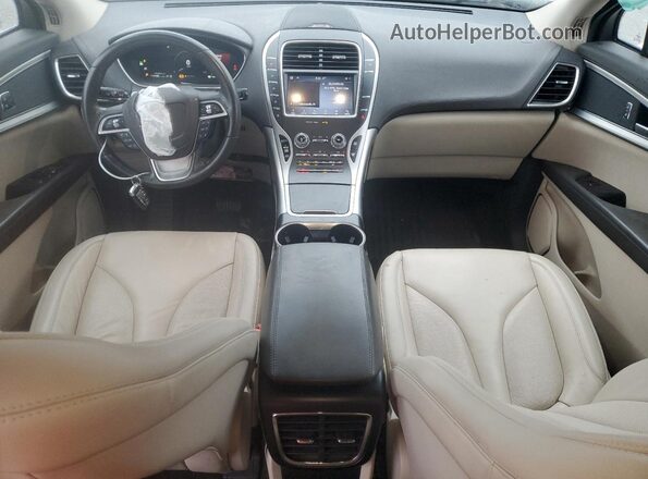 2LMPJ6J90LBL03326 2020 LINCOLN NAUTILUS White Вид панелі приладів