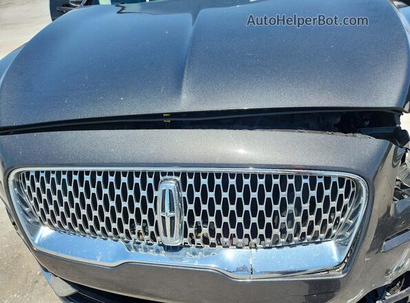 2LMPJ6J90LBL29506 2020 LINCOLN NAUTILUS Charcoal Rear interior view