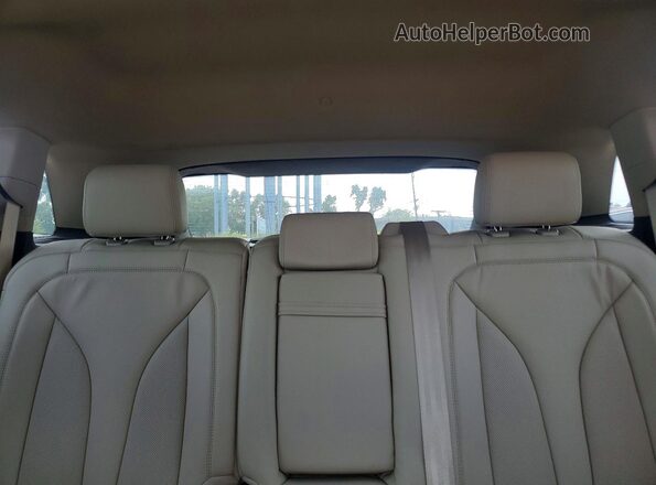 2LMPJ6J92LBL21360 2020 LINCOLN NAUTILUS Red Vista de los asientos traseros