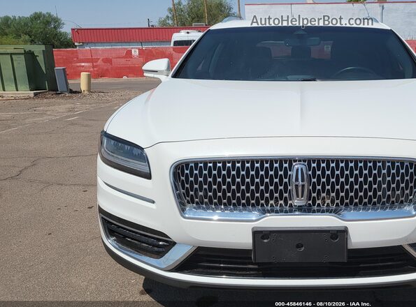 2LMPJ6J98LBL26966 2020 LINCOLN NAUTILUS White Front view