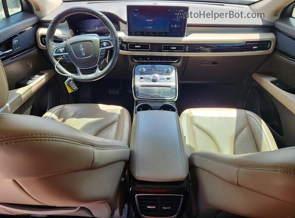 2LMPJ6J99MBL19171 2021 LINCOLN NAUTILUS Tan Vista del salpicadero