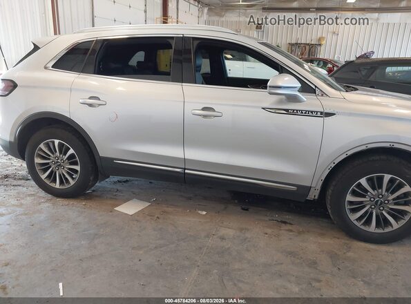 2LMPJ6K91KBL10234 2019 LINCOLN NAUTILUS Silver Սալոնի հետևի տեսք