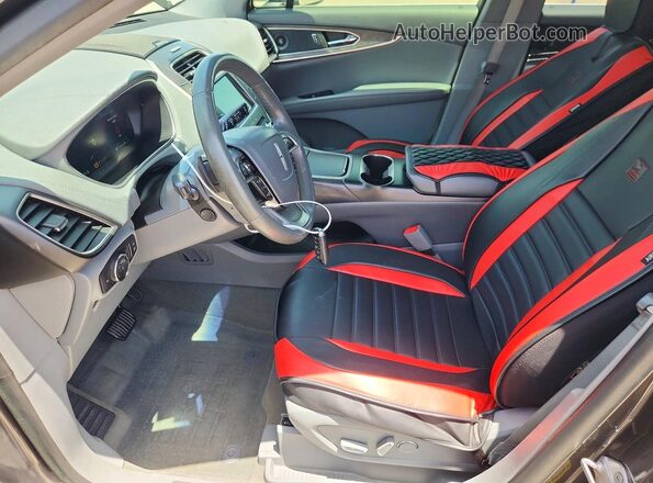 2LMPJ6K91LBL01437 2020 LINCOLN NAUTILUS Серый Вид салона спереди