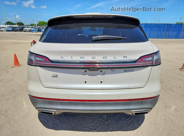 2LMPJ6K93KBL46880 2019 LINCOLN NAUTILUS White Rear view