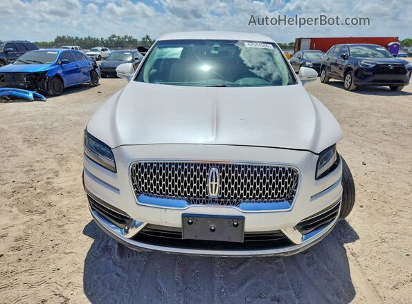 2LMPJ6K93KBL46880 2019 LINCOLN NAUTILUS White Front view