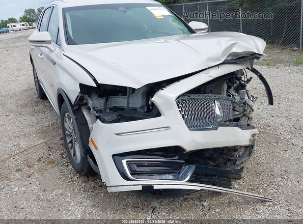 2LMPJ6K95KBL32642 2019 LINCOLN NAUTILUS Cream 