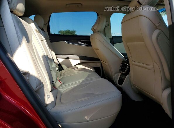 2LMPJ6K98LBL24035 2020 LINCOLN NAUTILUS Red Rear seats view
