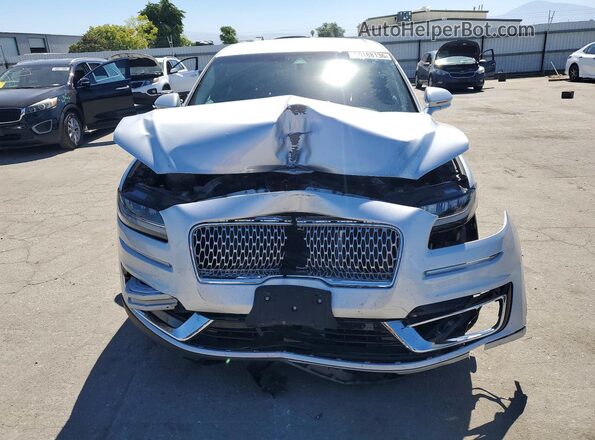 2LMPJ6K99KBL62338 2019 LINCOLN NAUTILUS Silver Դիմացի տեսք