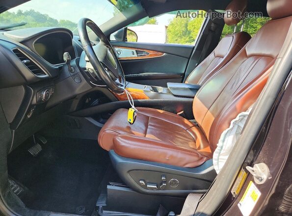 2LMPJ6LP4KBL10936 2019 LINCOLN NAUTILUS Black Front interior view