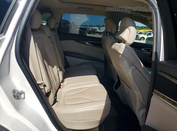 2LMPJ6LR1HBL10743 2017 LINCOLN MKX White უკანა სალონის ხედი