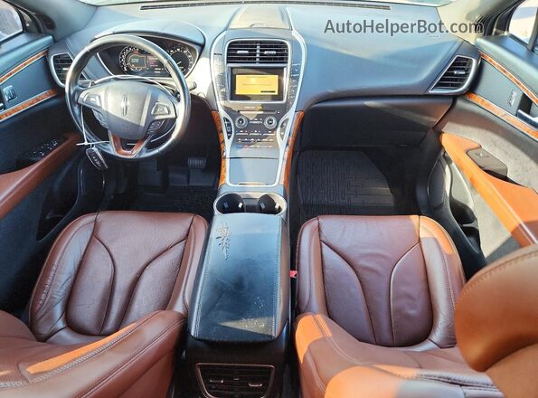 2LMPJ6LR2JBL30666 2018 LINCOLN MKX Black Dashboard view