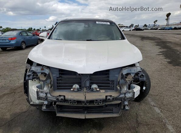 2LMPJ6LR3JBL38887 2018 LINCOLN MKX White Widok z przodu