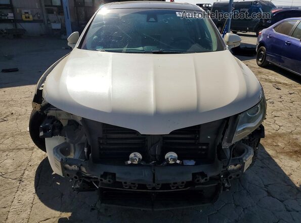 2LMPJ6LR3JBL40817 2018 LINCOLN MKX Beige Front view