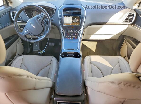 2LMPJ6LR3JBL40817 2018 LINCOLN MKX Beige Dashboard view
