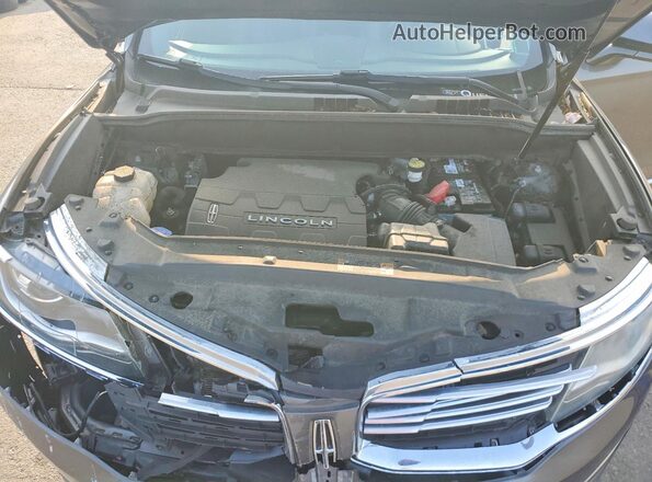 2LMPJ8JR5JBL13116 2018 LINCOLN MKX Charcoal Vista del compartimento del motor