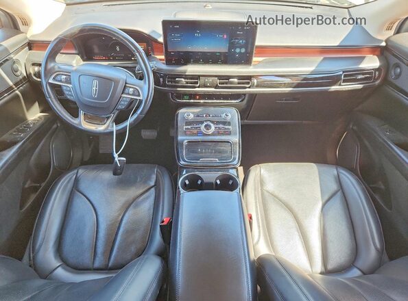 2LMPJ8K91MBL15366 2021 LINCOLN NAUTILUS Gray Dashboard view