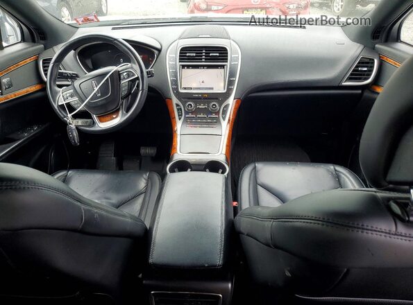 2LMPJ8K93KBL65019 2019 LINCOLN NAUTILUS Silver Вид панелі приладів