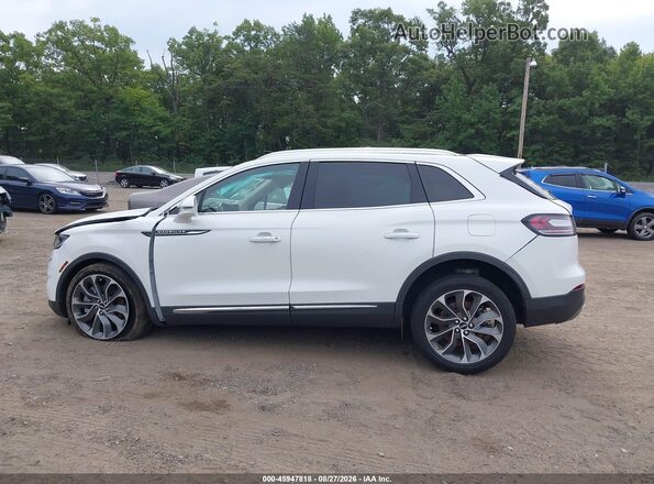 2LMPJ8K93NBL01681 2022 LINCOLN NAUTILUS White Սալոնի հետևի տեսք