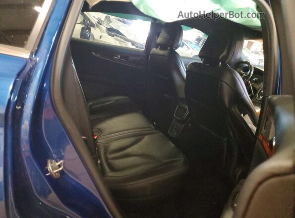 2LMPJ8K94LBL10953 2020 LINCOLN NAUTILUS Blue Rear interior view