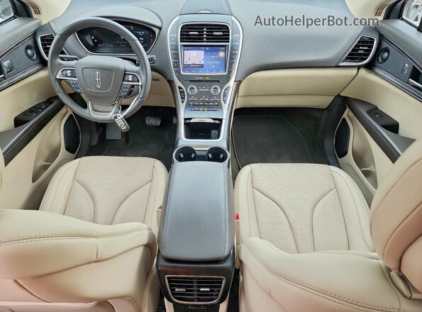 2LMPJ8K98LBL15993 2020 LINCOLN NAUTILUS Желто-коричневый Вид панели приборов