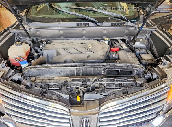 2LMPJ8KP2JBL47219 2018 LINCOLN MKX Gray Widok komory silnika