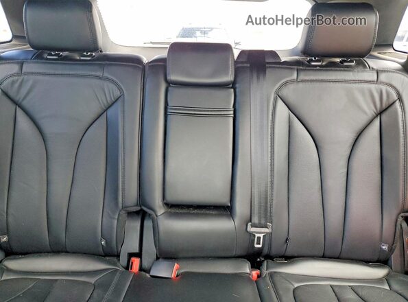 2LMPJ8KP3HBL16667 2017 LINCOLN MKX Черный Вид задних сидений