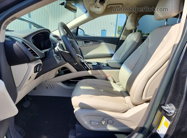 2LMPJ8KP5KBL33638 2019 LINCOLN NAUTILUS Gray Front interior view