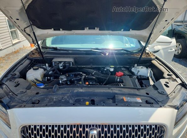 2LMPJ8KP7PBL03841 2023 LINCOLN NAUTILUS Белый Вид подкапотного пространства