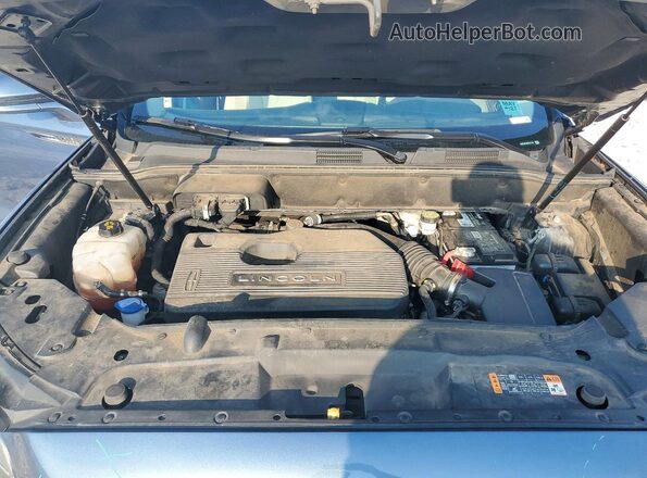 2LMPJ8L90KBL47110 2019 LINCOLN NAUTILUS Blue Engine compartment view