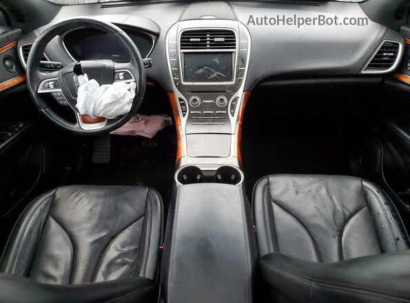 2LMPJ8L93KBL46016 2019 LINCOLN NAUTILUS Silver Առջևի վահանակի տեսք