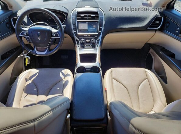 2LMPJ8L94KBL62676 2019 LINCOLN NAUTILUS Brown Dashboard view
