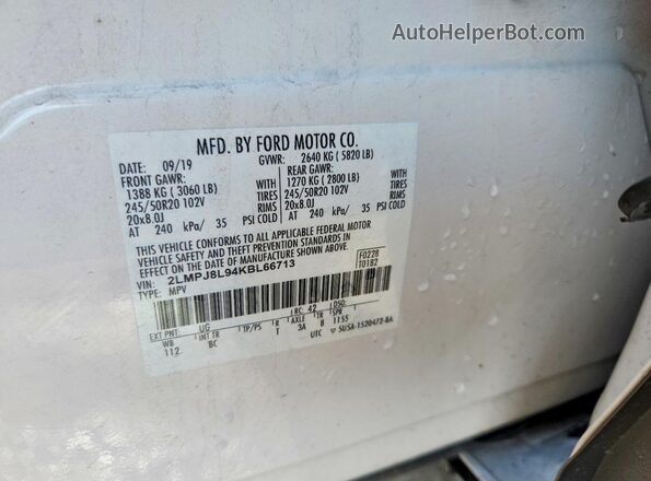 2LMPJ8L94KBL66713 2019 LINCOLN NAUTILUS White Engine compartment view