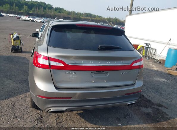 2LMPJ8LP0HBL16110 2017 LINCOLN MKX Brown 