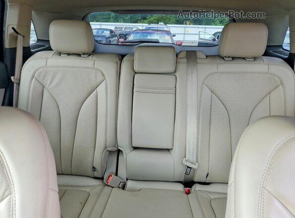 2LMPJ8LP5HBL30682 2017 LINCOLN MKX Black Rear seats view