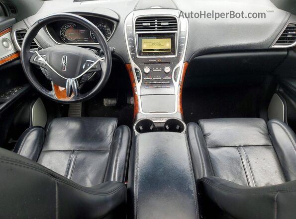 2LMPJ8LP7JBL37283 2018 LINCOLN MKX Tan Dashboard view